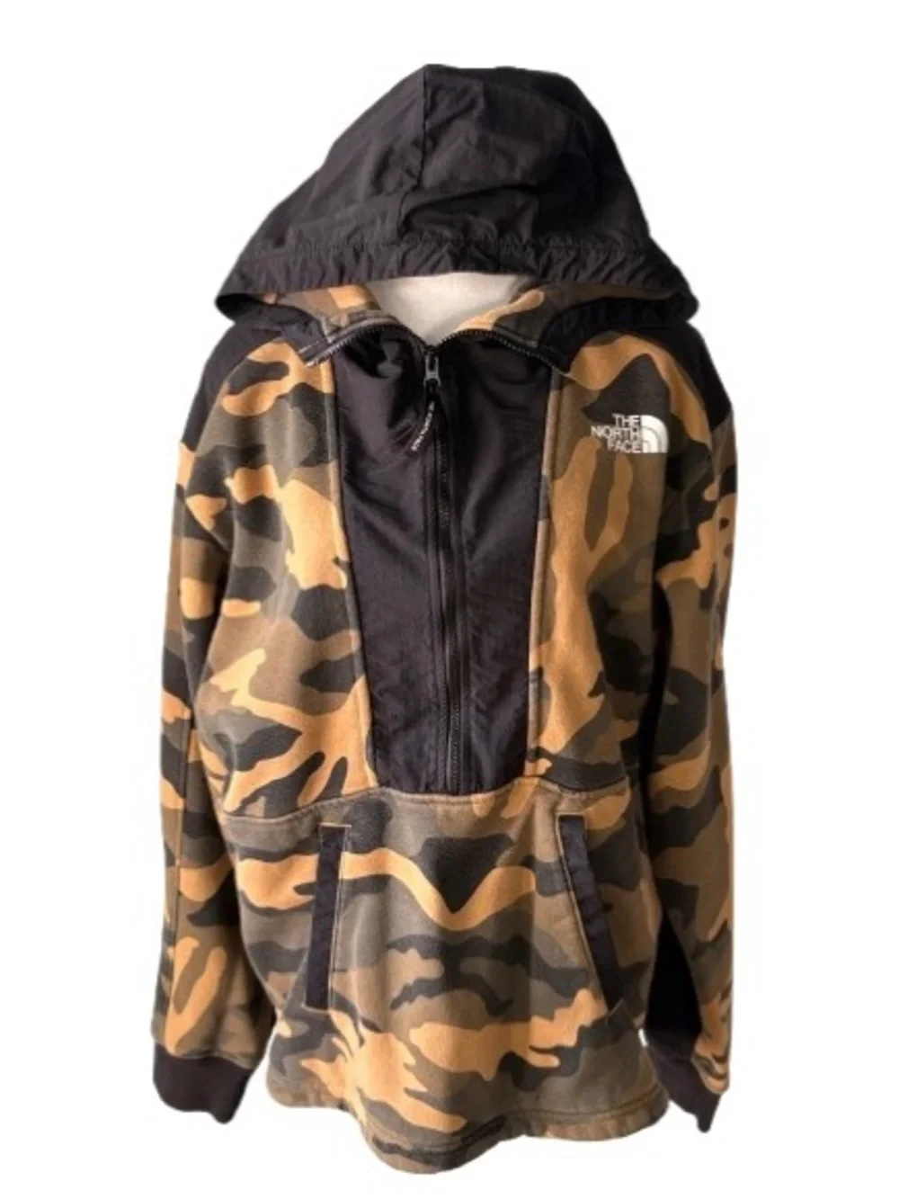 Men’s North Face Woodland Camo Graphic Fleece Hoodie; Half Zip Front. Sz-Small